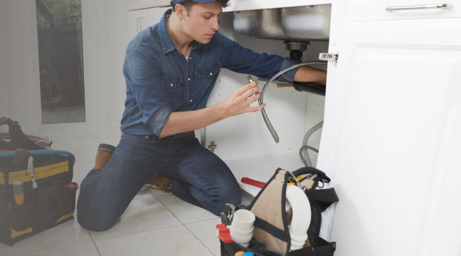 Expert burst pipe repair services in San Juan, TX